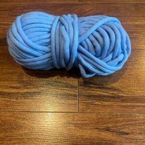 Hobbii Blue Bungee Mini Yarn Skein 42 % Cotton Blend 200 g Knit Crochet